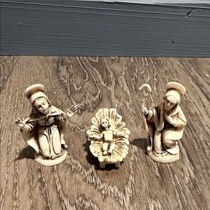 Vintage Made in Italy Plastic Miniature 3 Piece Nativity Figurines